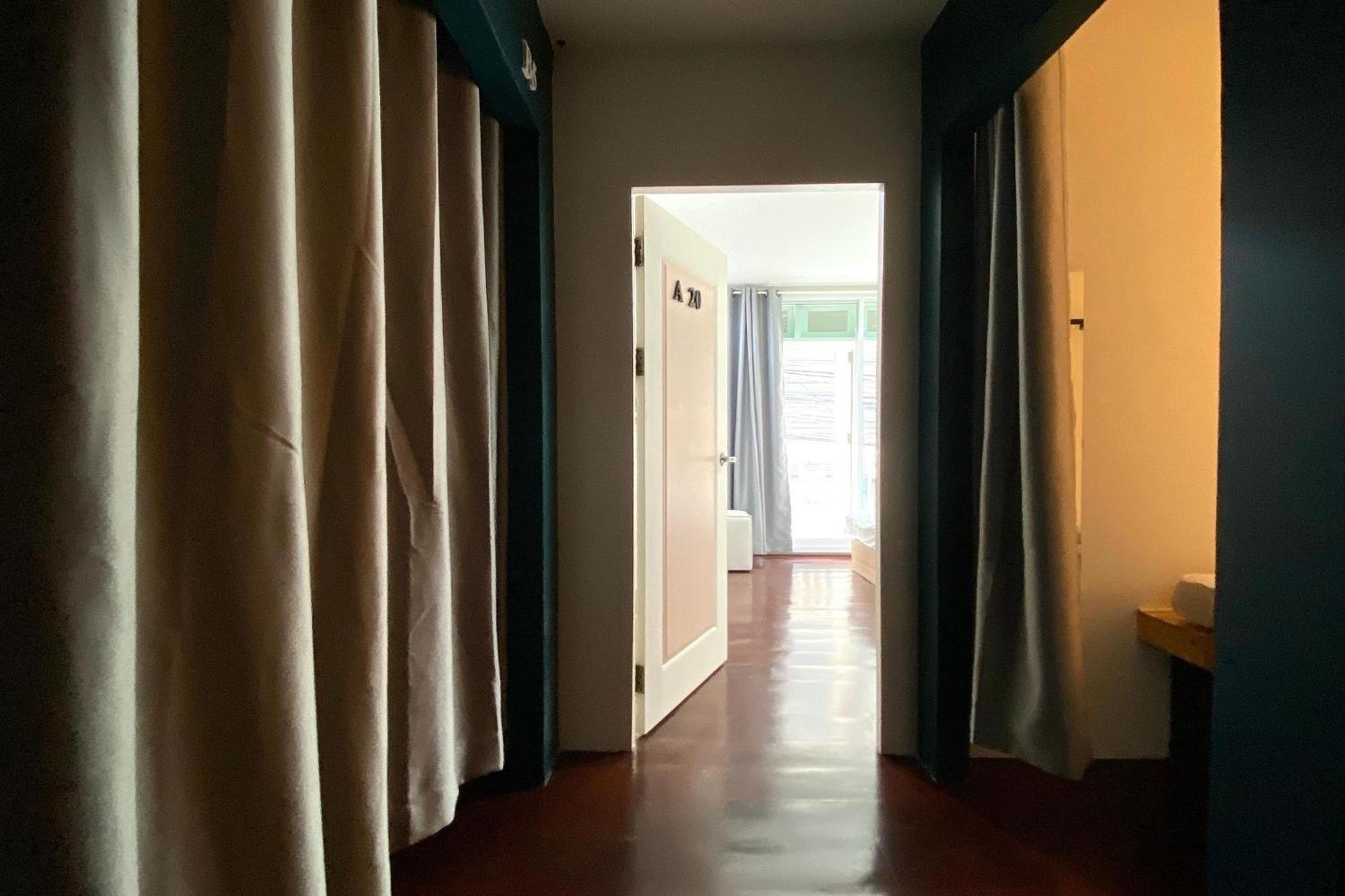 Forgotten Hostel Silom Μπανγκόκ Εξωτερικό φωτογραφία