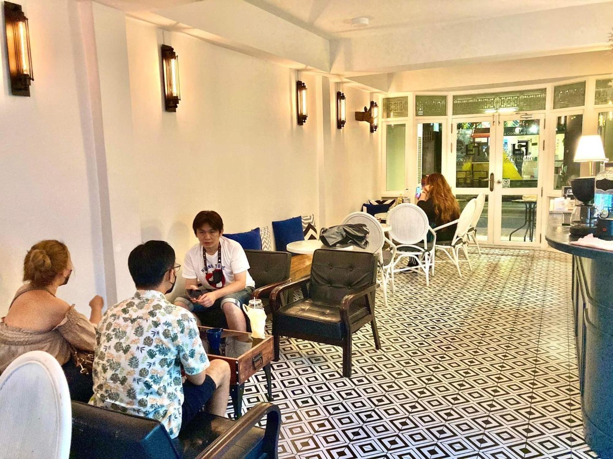Forgotten Hostel Silom Μπανγκόκ Εξωτερικό φωτογραφία